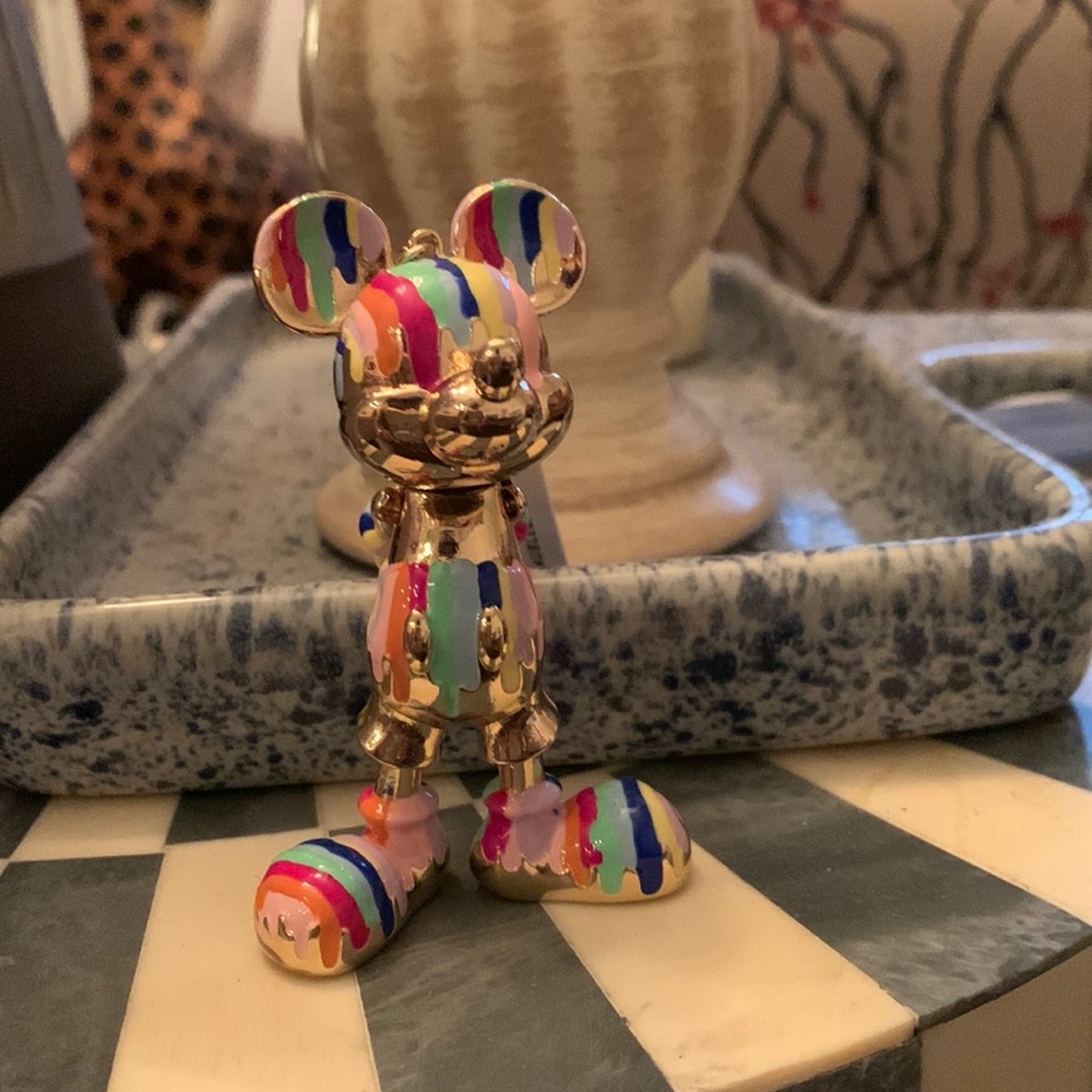 DisneyXBaubleBar Gold/Paint Bag Charm All Moving Parts❌❌🥳🥳 - Picture 3 of 6